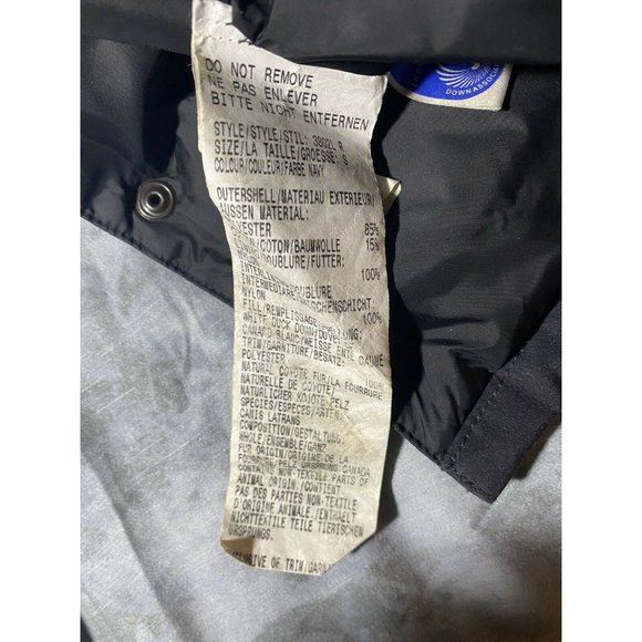 Canada Goose Shelburne Down Women’s NAVY Parka Coyote Fur Trim S/P - Picture 12 of 12